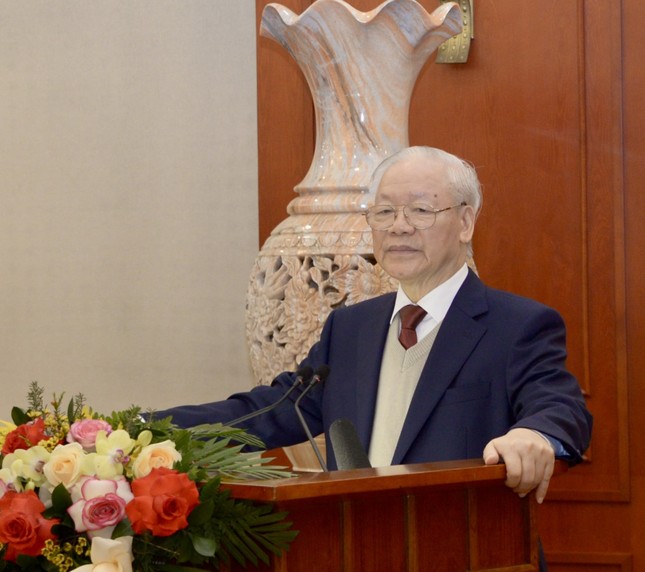 Tổng Bí thư Nguyễn Phú Trọng chủ trì phiên họp đầu tiên của Tiểu ban Văn kiện Đại hội XIV của Đảng 