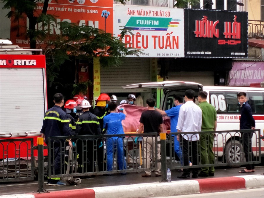 Vụ cháy nhà làm 4 người chết ở Hà Nội: 'Chuồng cọp' chặn lối thoát