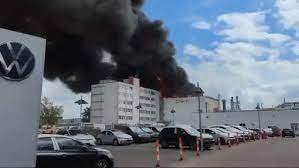 Cháy nổ nghiêm trọng tại nhà máy sản xuất vũ khí viện trợ cho Ukraine ở Đức