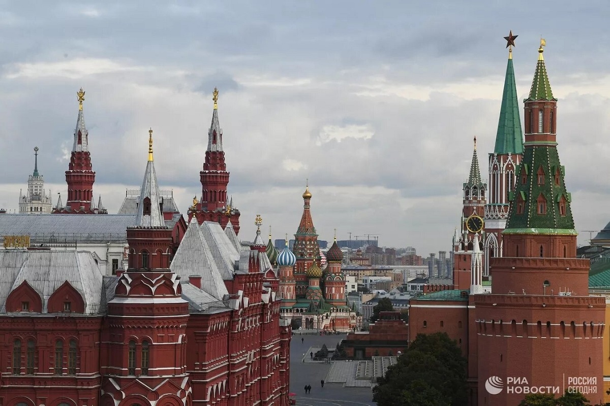 Điện Kremlin hứa đáp trả tương xứng việc Anh cung cấp tên lửa tầm xa cho Kiev