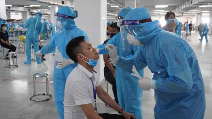 VIDEO: Kíp bác sĩ, điều dưỡng trình độ chuyên sâu hỗ trợ cho Bắc Giang