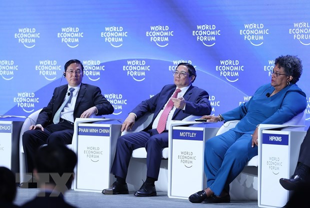 WEF Thiên Tân: Thủ tướng chỉ ra 6 'cơn gió ngược' cản trở tăng trưởng