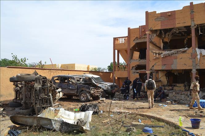 Nhiều binh sĩ và dân thường thiệt mạng do tấn công khủng bố ở Mali 