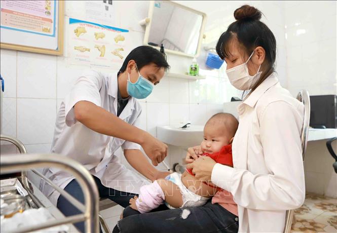 Phân bổ 185.000 liều vaccine 5 trong 1 cho 49 tỉnh, thành phố 