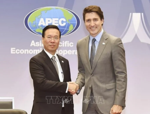 Chủ tịch nước gặp gỡ Thủ tướng Canada và các lãnh đạo APEC 