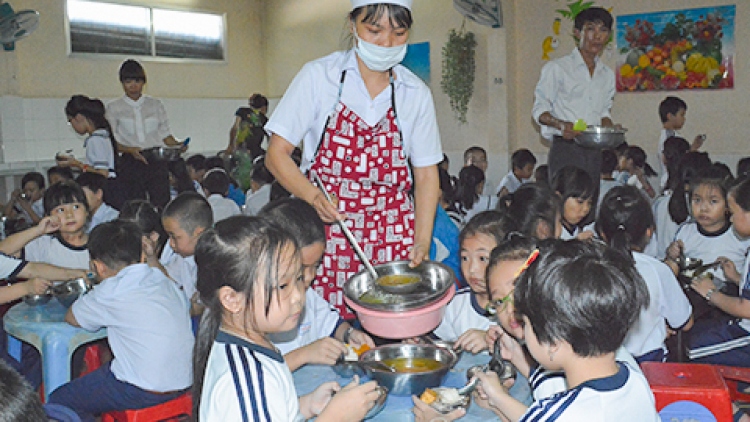 Ngộ độc thực phẩm tại trường học - Ác mộng không hồi kết