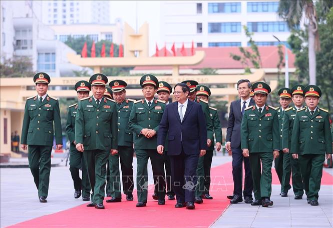 Thủ tướng Phạm Minh Chính thăm Học viện Quốc phòng 