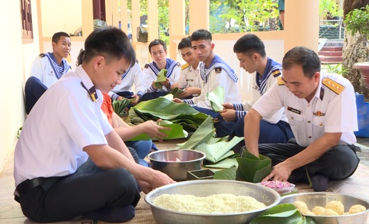 Tết sớm với quân, dân trên quần đảo Trường Sa