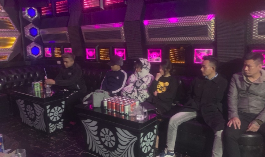 Công an Bình Giang bắt vụ tổ chức sử dụng trái phép chất ma túy tại quán karaoke