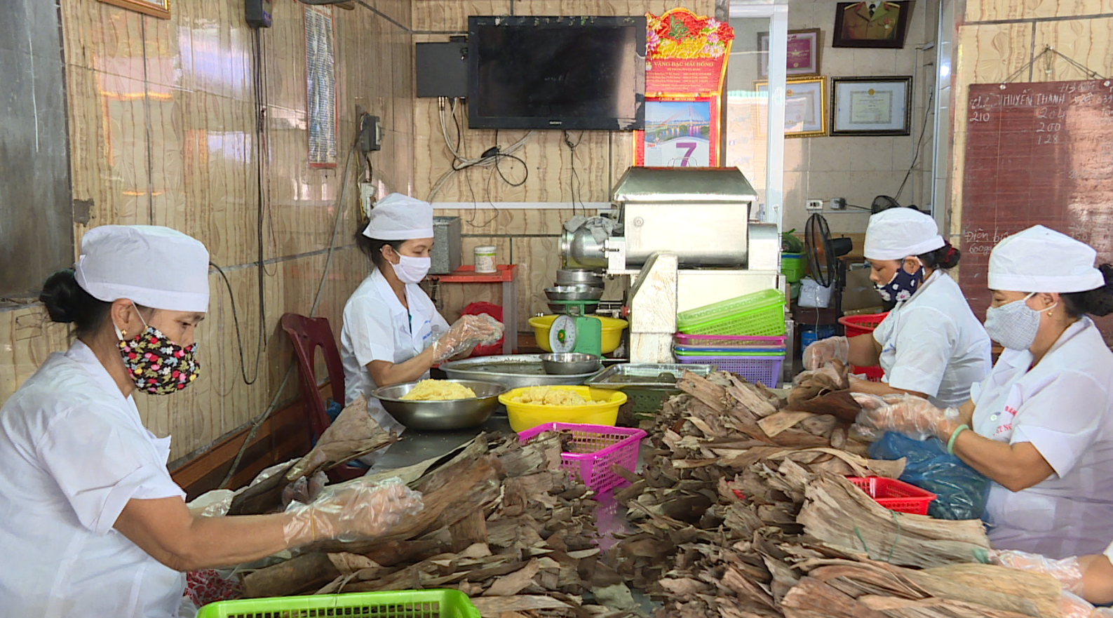 Kéo dài thời hạn sử dụng bánh gai Ninh Giang lên 7 đến 8 ngày