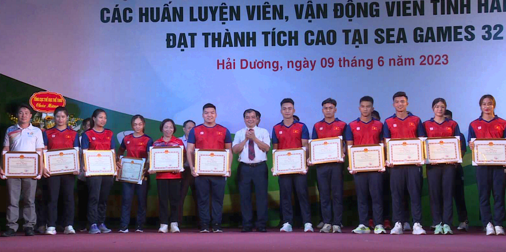 Tuyên dương khen thưởng huấn luyện viên, vận động viên đạt thành tích cao tại Sea Games 32