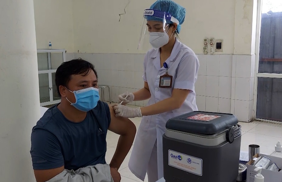 Bệnh nhân nhiễm biến thể phụ BA.5.2 đầu tiên của Hải Dương ở phường Tứ Minh