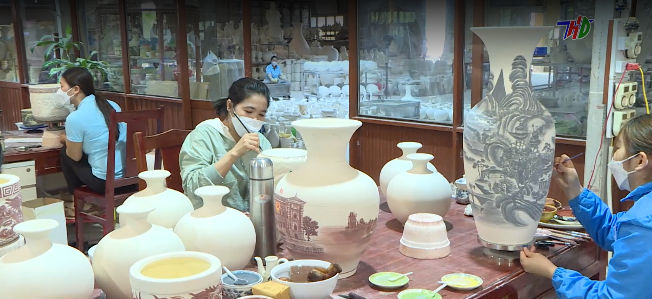 KHOA HỌC VÀ ỨNG DỤNG: Ứng dụng khoa học công nghệ trong sản xuất gốm Chu Đậu