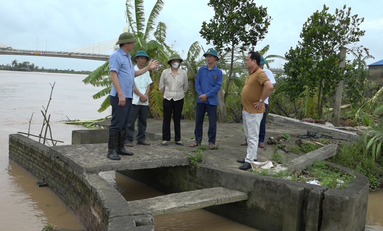 THANH HÀ KHẨN TRƯƠNG TRIỂN KHAI ỨNG PHÓ BÁO ĐỘNG 2 TRÊN HỆ THỐNG SÔNG THÁI BÌNH