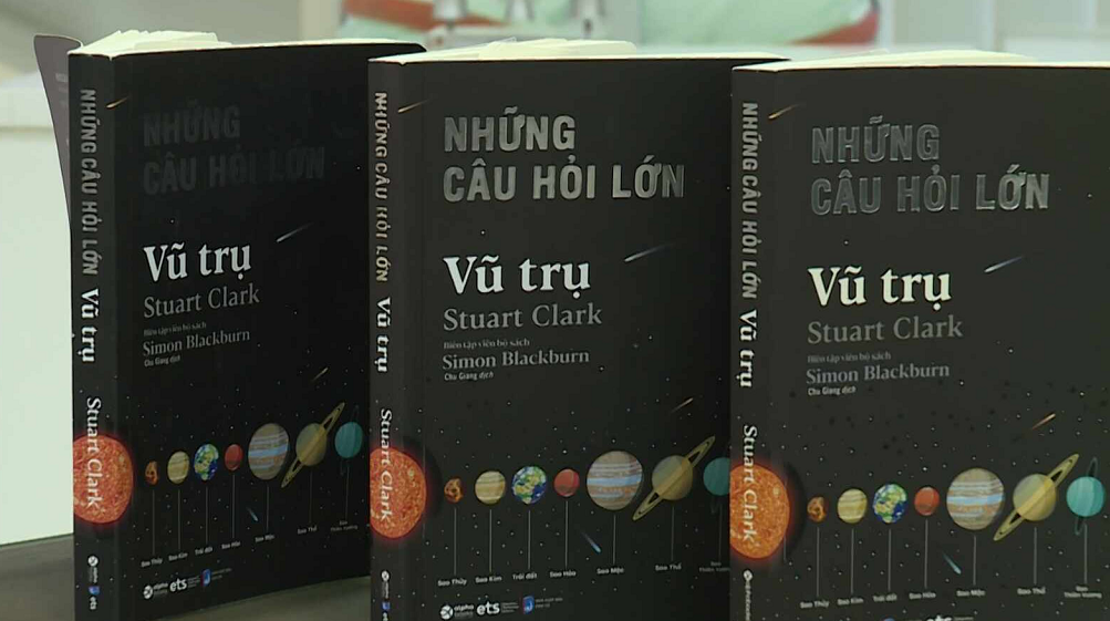 SÁCH HAY THAY ĐỔI CUỘC ĐỜI: NHỮNG CÂU HỎI LỚN VŨ TRỤ