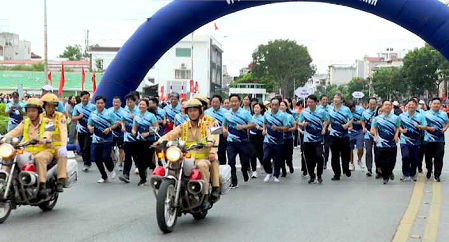 GIẢI CHẠY TẬP THỂ “VÌ THÀNH PHỐ HẢI DƯƠNG XANH”